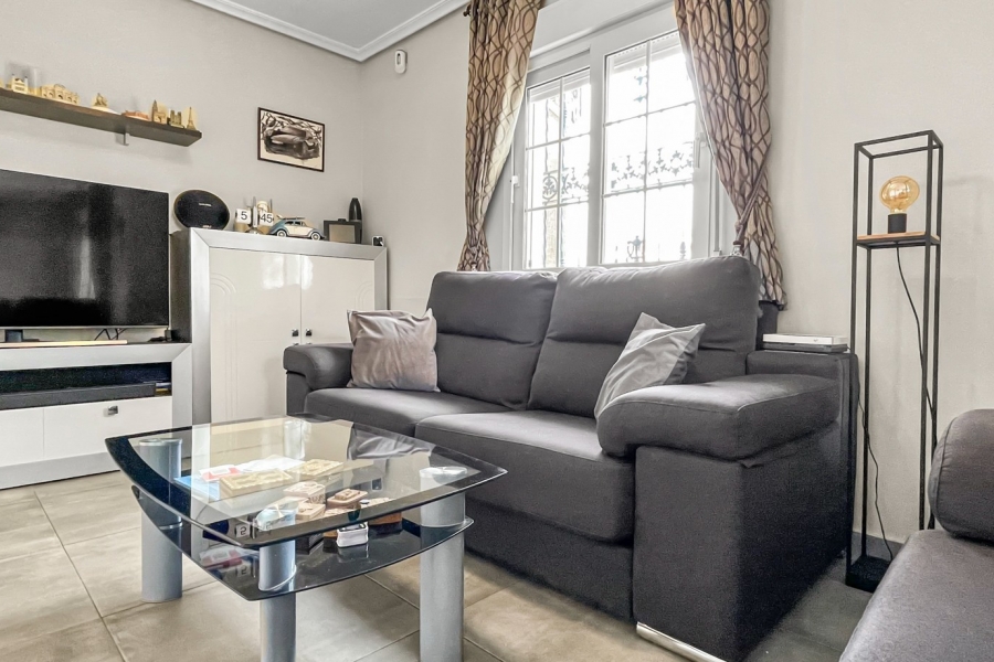 Re-Sale - Detached Villa - Orihuela Costa - Los Dolses