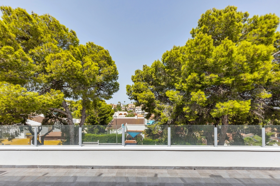 Re-Sale - Detached Villa - Orihuela Costa - Los Balcones