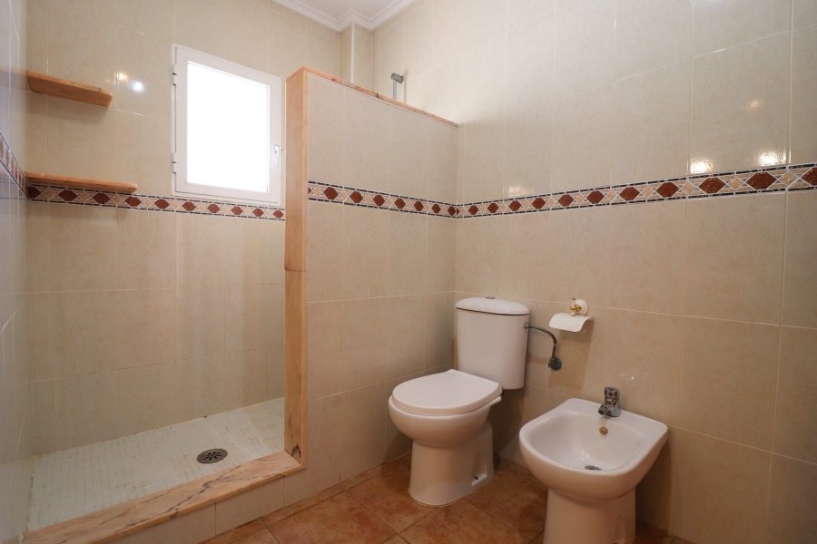 Re-Sale - Detached Villa - San Miguel de Salinas - Lake View Mansions
