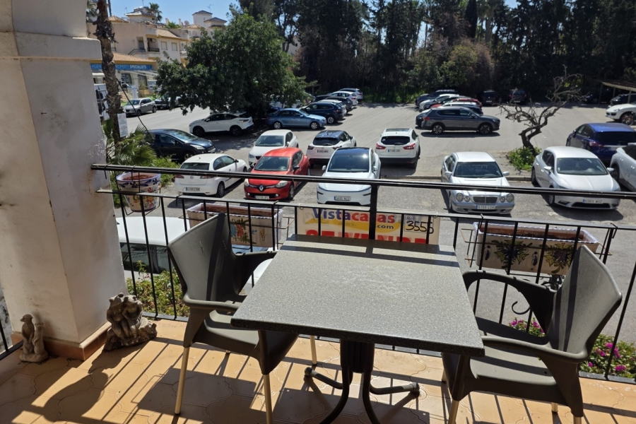 Re-Sale - Apartment - Orihuela Costa - Villamartin