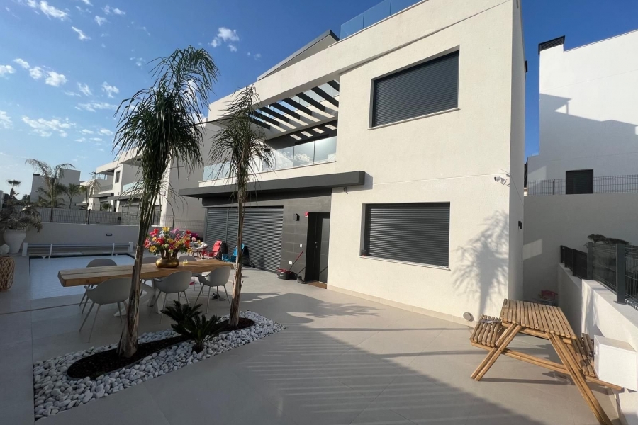 Re-Sale - Detached Villa - Algorfa - La Finca Golf Resort