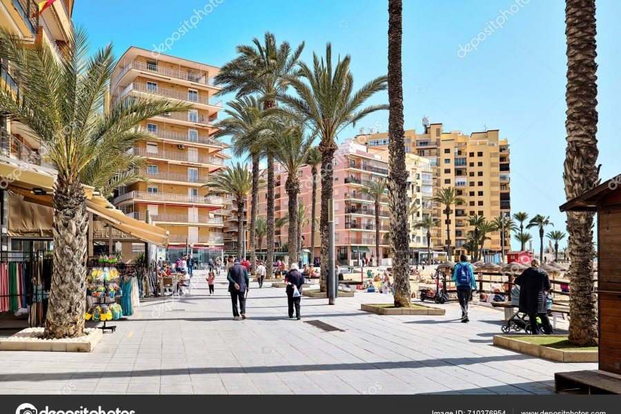 Re-Sale - Apartment - Torrevieja - Torrevieja - Centre