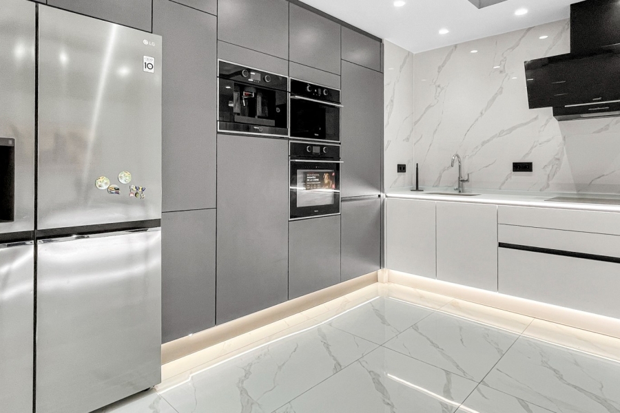 Re-Sale - Apartment - Torrevieja - Torrevieja - Centre