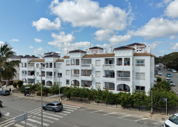 Re-Sale - Apartment - Orihuela Costa - Villamartin