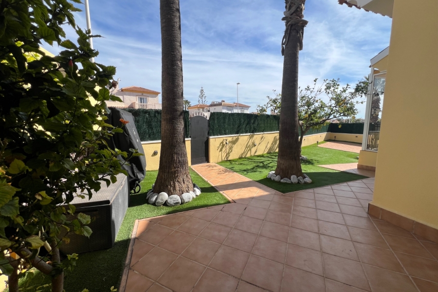 Re-Sale - Detached Villa - Orihuela Costa - Los Dolses