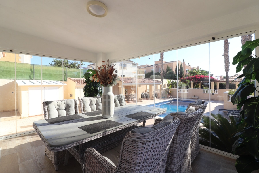 Re-Sale - Detached Villa - La Marina - La Escuera