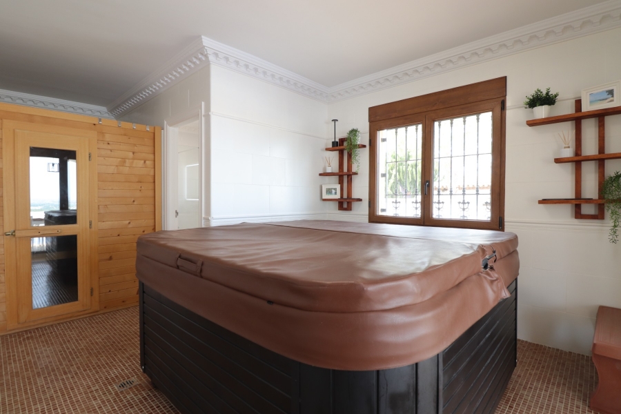 Re-Sale - Detached Villa - Algorfa - Lomas de La Juliana