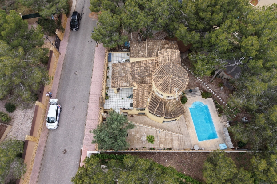 Re-Sale - Detached Villa - Orihuela Costa - Villamartin