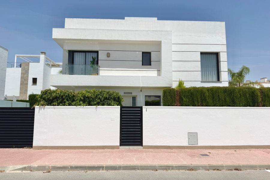 Re-Sale - Detached Villa - Ciudad Quesada - Doña Pepa
