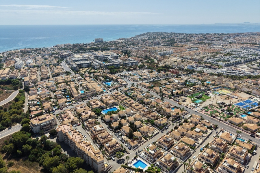 Re-Sale - Detached Villa - Orihuela Costa - Playa Flamenca
