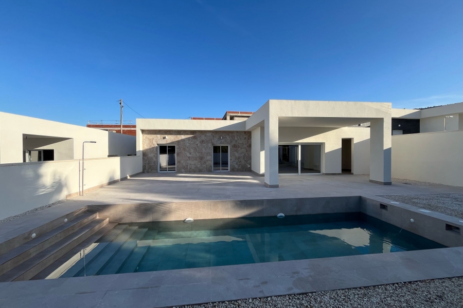 New - Detached Villa - La Romana