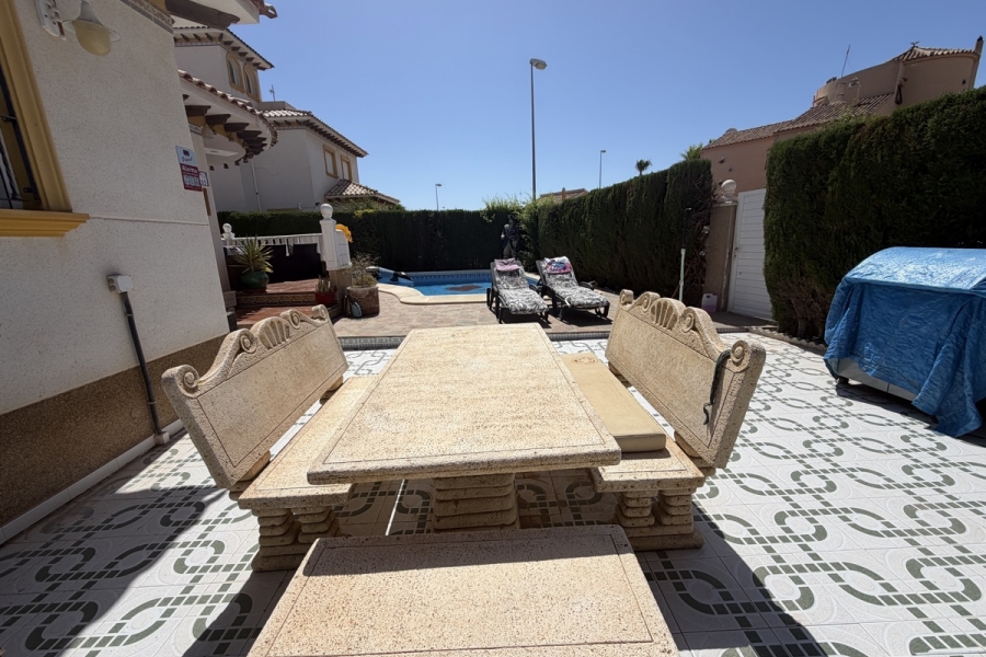 Re-Sale - Detached Villa - Orihuela Costa - Villamartin