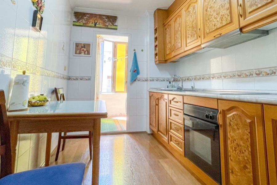 Re-Sale - Apartment - Torrevieja - Playa Acequion