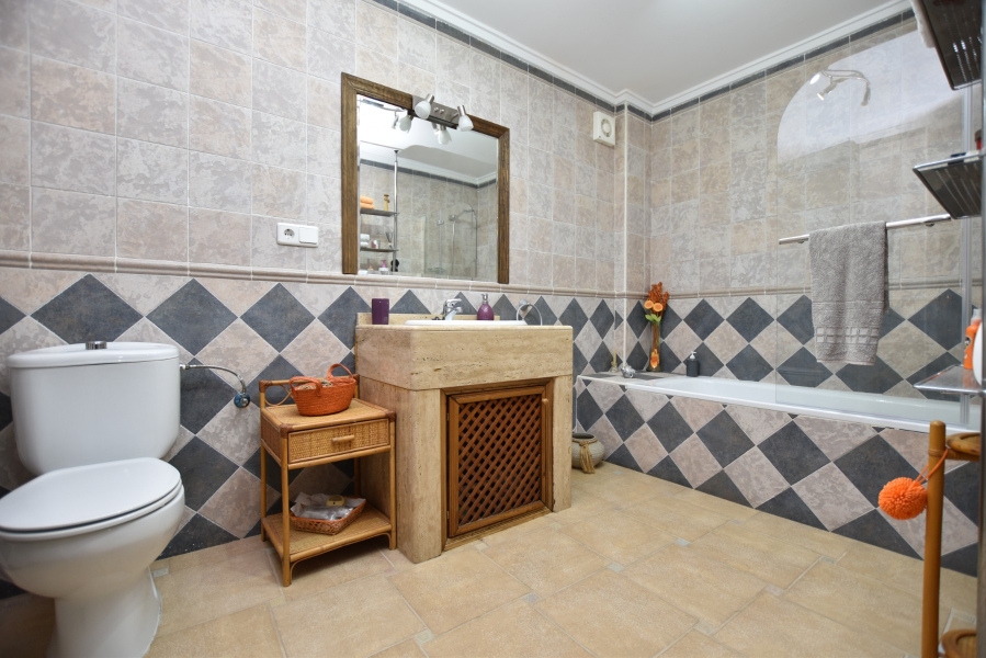 Re-Sale - Detached Villa - Algorfa - Montemar