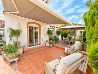 Re-Sale - Semi Detached Villa - Orihuela Costa - Villamartin