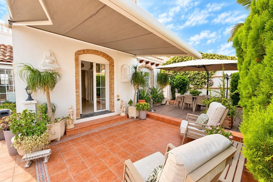 Re-Sale - Semi Detached Villa - Orihuela Costa - Villamartin
