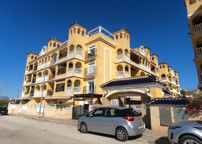 Re-Sale - Apartment - Algorfa - Algorfa - Village
