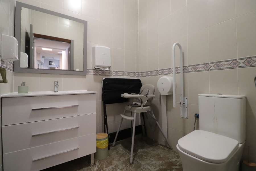 Commercial - Commercial - Catral - Catral - Town