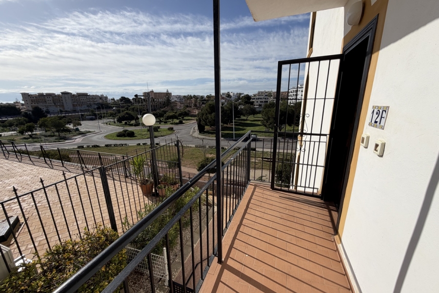 Re-Sale - Apartment - Orihuela Costa - La Zenia