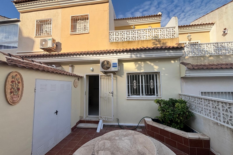 Re-Sale - Townhouse - Benijofar - Monte Azul