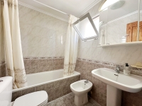 Re-Sale - Apartment - Torrevieja - Torrevieja - Centre