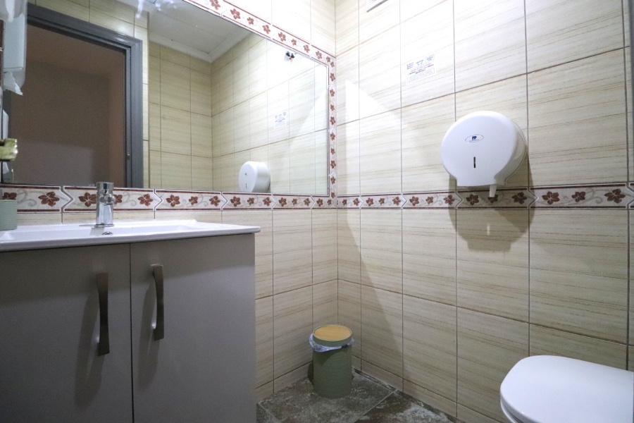 Commercial - Commercial - Catral - Catral - Town