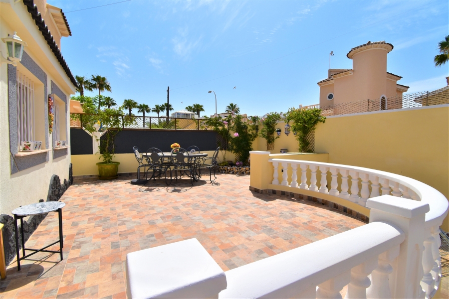 Re-Sale - Detached Villa - Orihuela Costa - Playa Flamenca