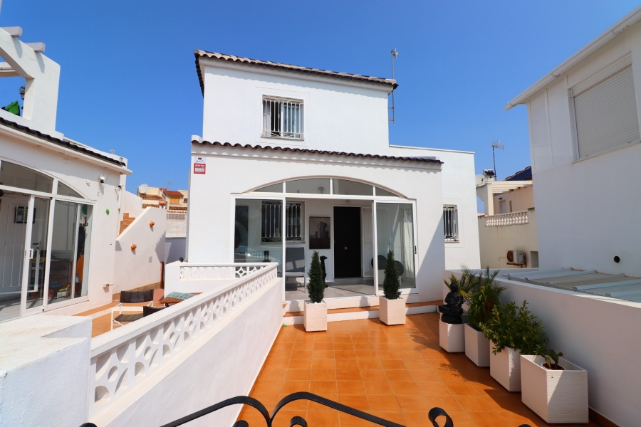 Re-Sale - Detached Villa - Orihuela Costa - Los Balcones
