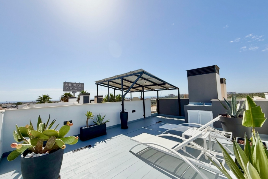 Re-Sale - Detached Villa - Orihuela Costa - Lomas de Cabo Roig