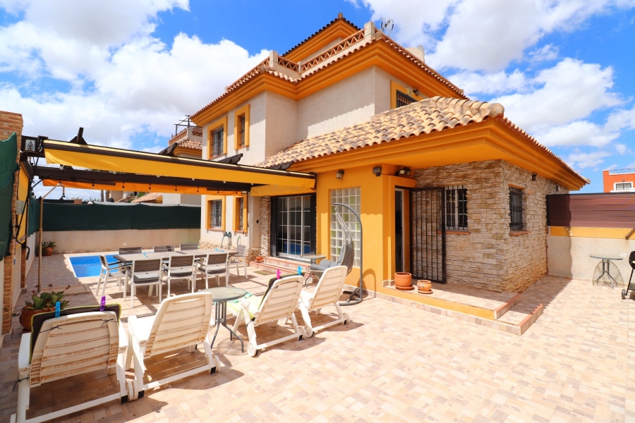 Re-Sale - Semi Detached Villa - Los Montesinos - La Herrada