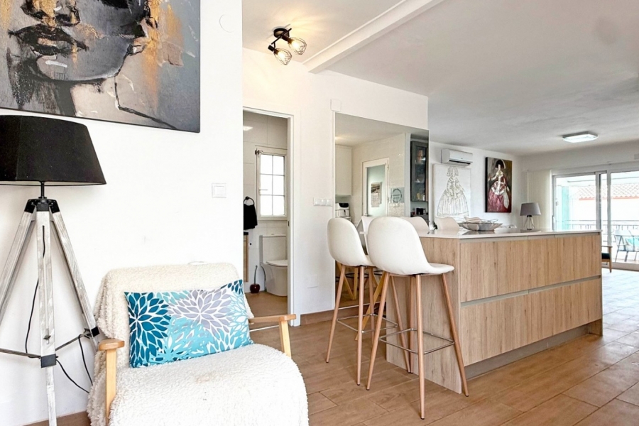 Re-Sale - Detached Villa - Orihuela Costa - Villamartin