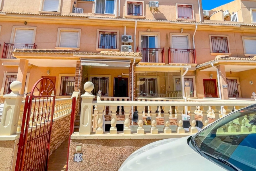 Re-Sale - Townhouse - Orihuela Costa - Playa Flamenca