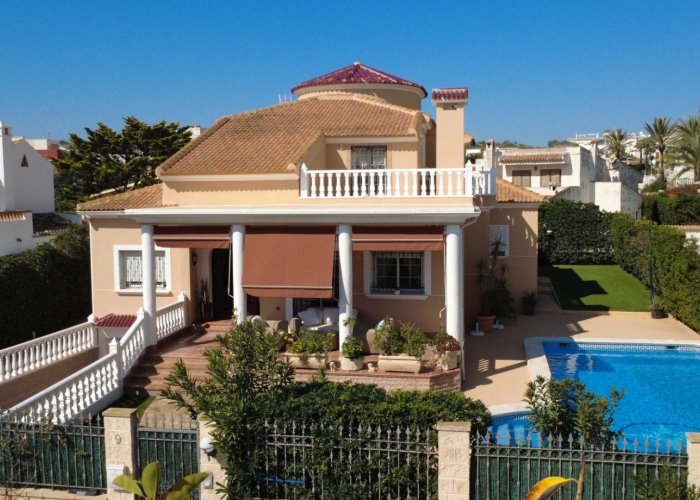 Re-Sale - Detached Villa - Torrevieja - Torrelamata - La Mata
