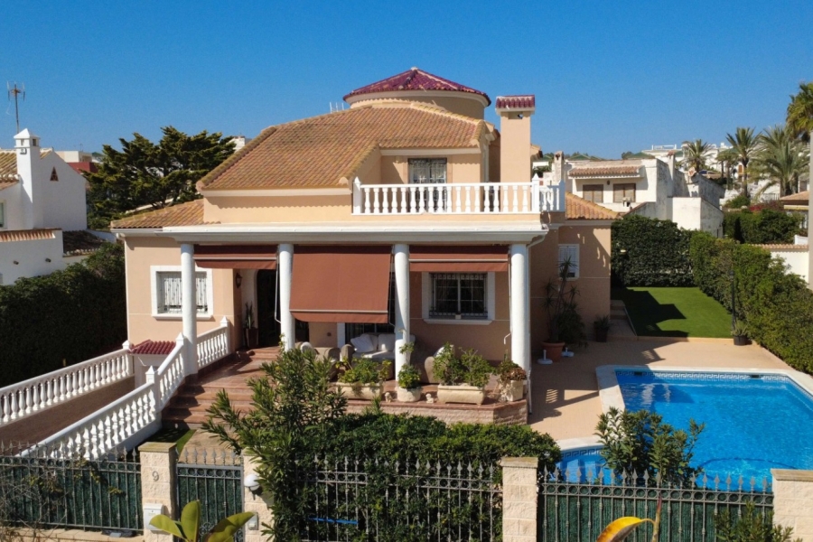 Re-Sale - Detached Villa - Torrevieja - Torrelamata - La Mata