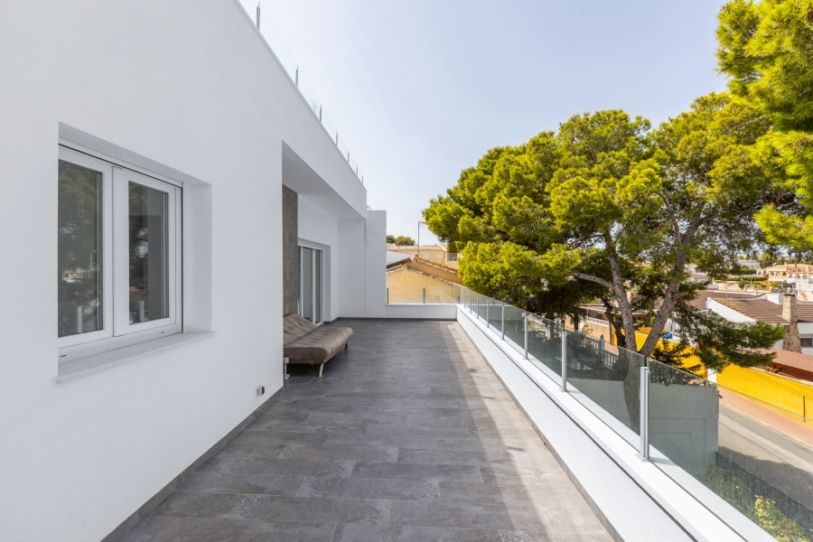 Re-Sale - Detached Villa - Orihuela Costa - Los Balcones