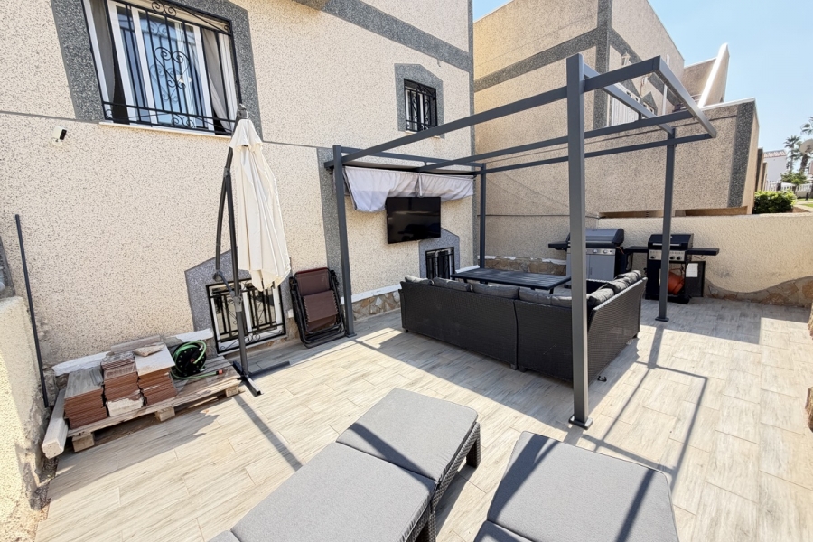 Re-Sale - Detached Villa - Orihuela Costa - Villamartin