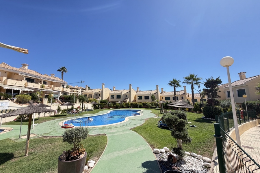 Re-Sale - Townhouse - Orihuela Costa - Lomas de Campoamor