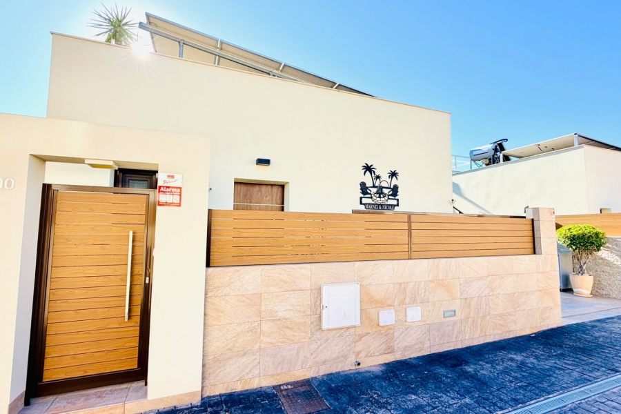 Re-Sale - Semi Detached Villa - Los Montesinos - La Herrada