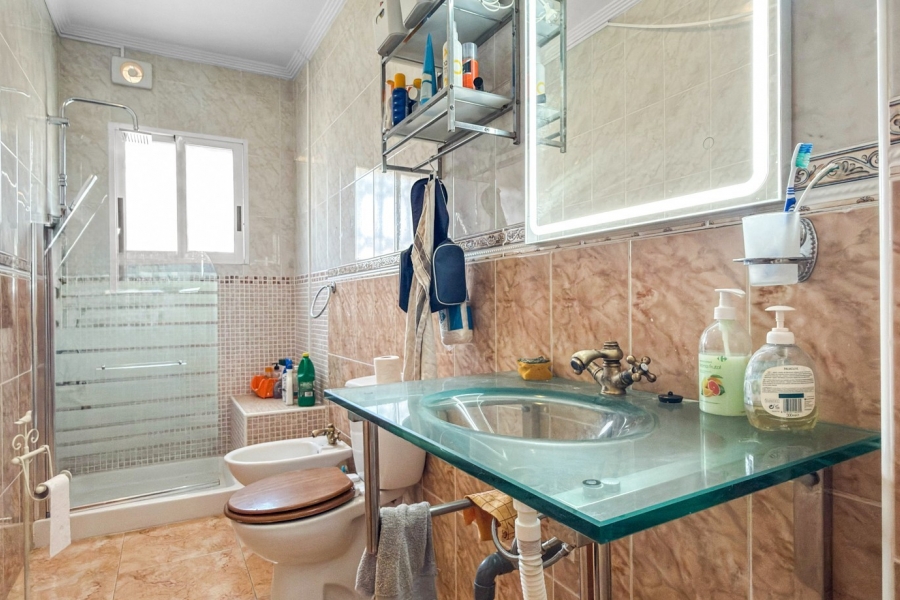 Re-Sale - Townhouse - Torrevieja - Torrevieja - Centre