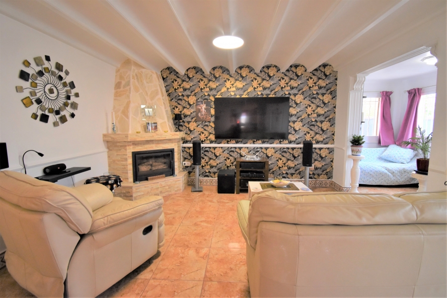 Re-Sale - Detached Villa - Orihuela Costa - Playa Flamenca