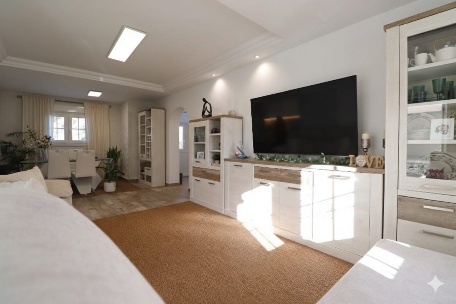 Re-Sale - Detached Villa - Orihuela Costa - Villamartin