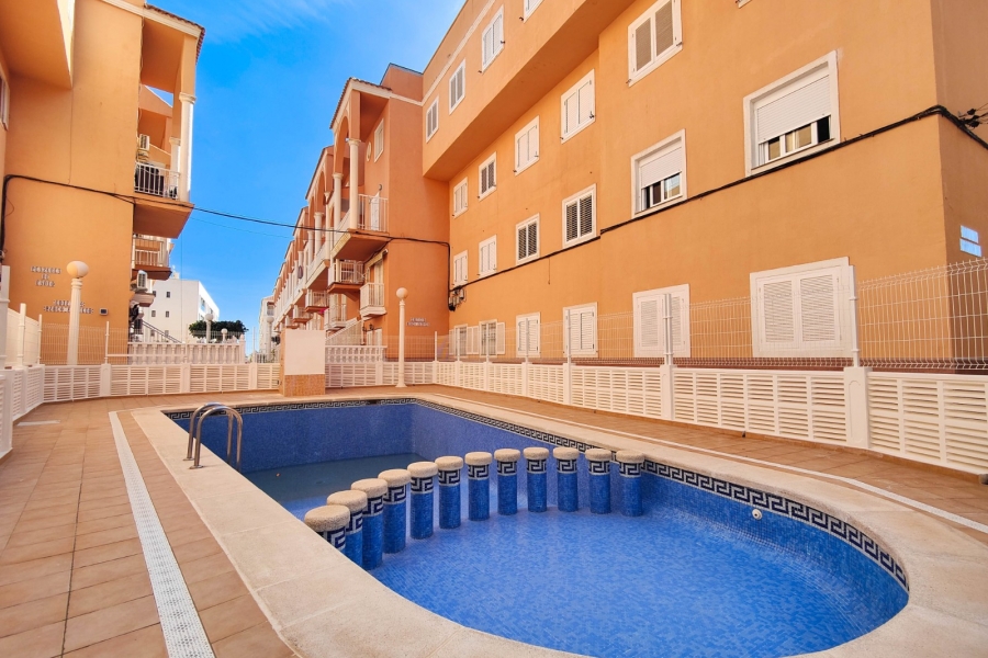 Re-Sale - Apartment - Torrevieja - Torre La Mata