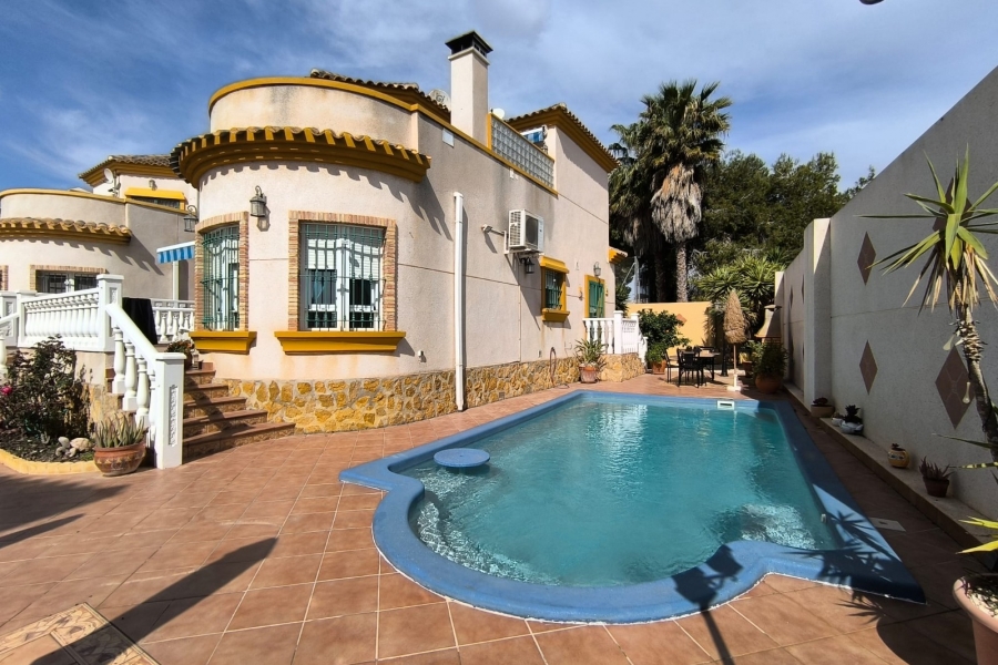Re-Sale - Detached Villa - Guardamar del Segura - El Raso