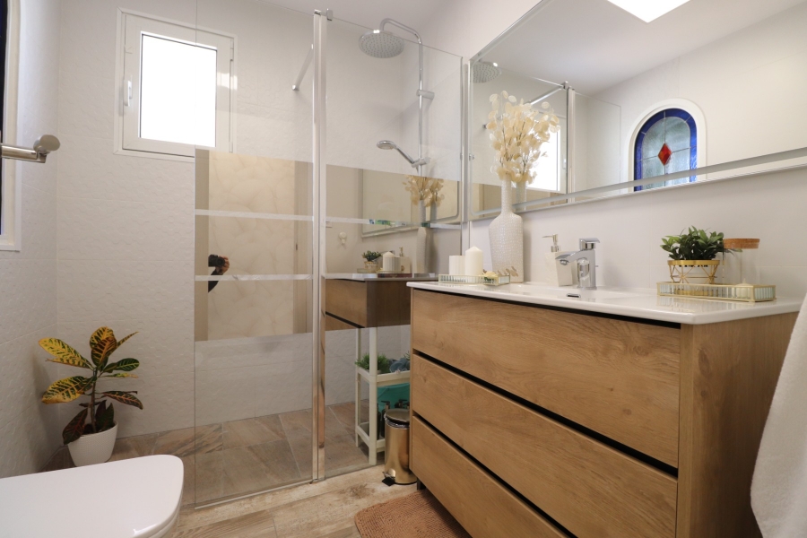 Re-Sale - Detached Villa - Orihuela Costa - Villamartin