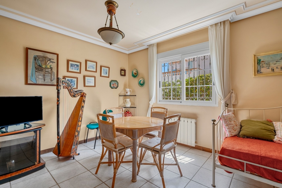 Re-Sale - Detached Villa - Torrevieja - Torre La Mata
