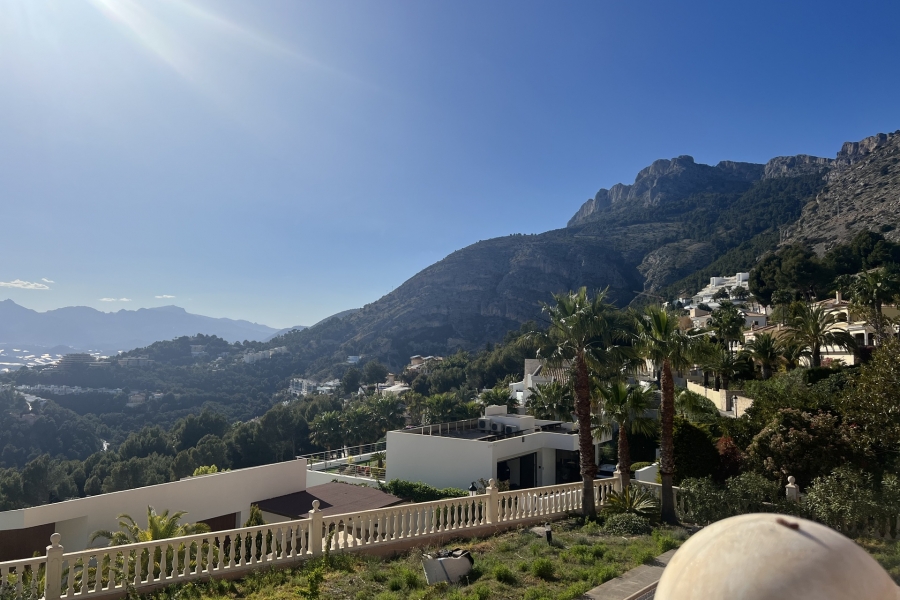 Nieuw - Vrijstaande Villa - Altea