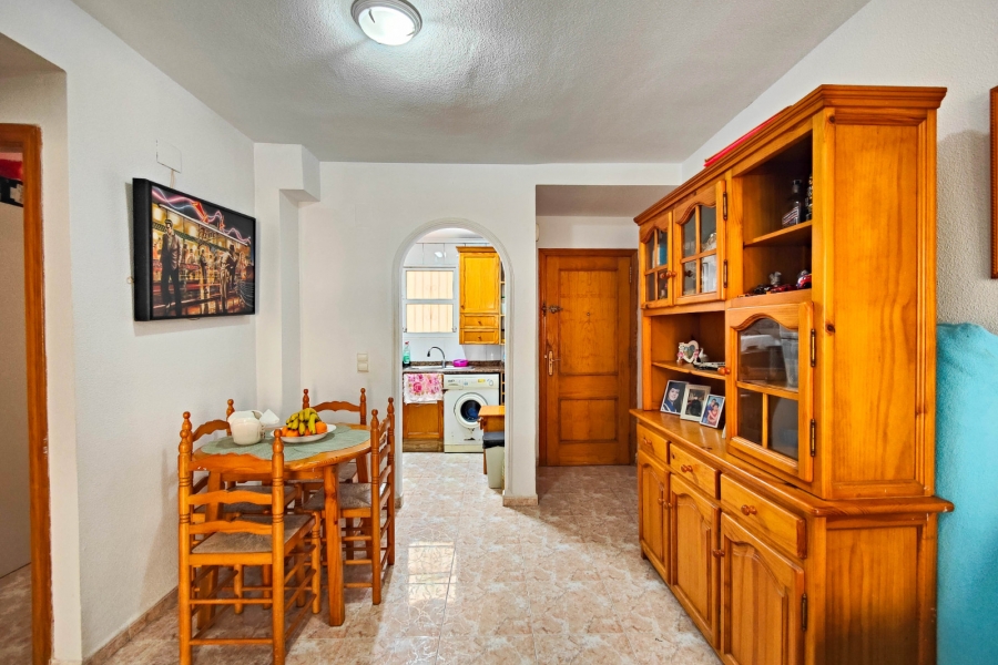 Re-Sale - Apartment - Torrevieja - Torrevieja - Centre