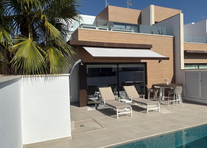 Re-Sale - Semi Detached Villa - Algorfa - La Finca Golf Resort