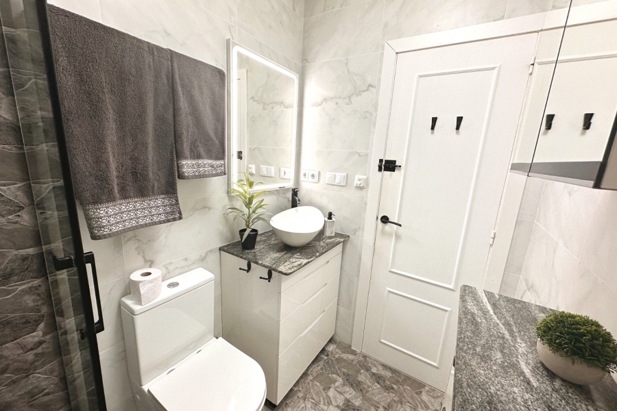 Re-Sale - Apartment - Torrevieja - El Chaparral