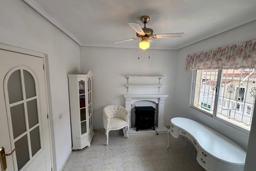 Re-Sale - Townhouse - Benijofar - Monte Azul